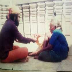 Guruji with Sidhar Guruvammal at kanniyakumari 